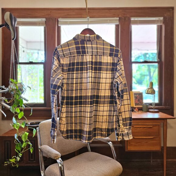 Eddie Bauer Flannel Button-Down - Picture 3 of 6